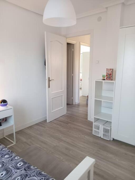 Preciosa Casa Bi-Familiar Al Lado De Donosti. Apartment Irun Luaran gambar