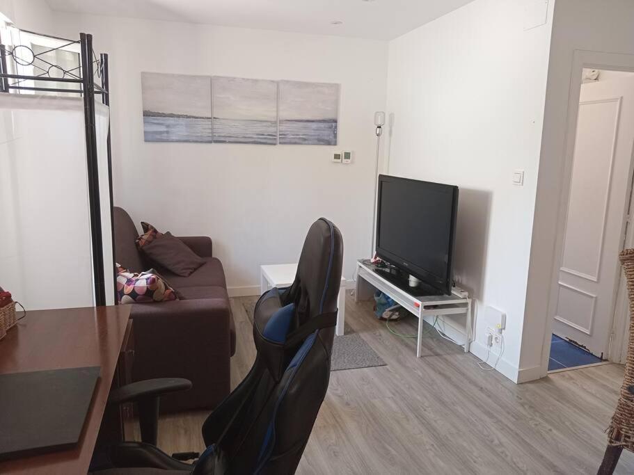 Preciosa Casa Bi-Familiar Al Lado De Donosti. Apartment Irun Luaran gambar